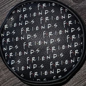 FF THE TELEVISION SERIES "FRIENDS" TV SHOW ZIP AROUND COIN PURSE MINI BAG POUCH